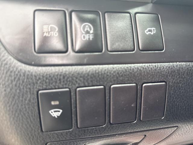 used 2018 Toyota Highlander car, priced at $21,200