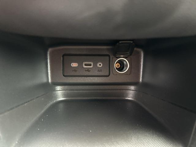 used 2021 Chevrolet Equinox car, priced at $15,900