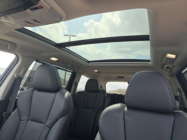 new 2025 Subaru Ascent car, priced at $52,418