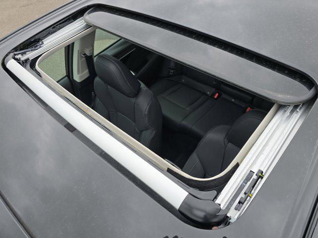 new 2025 Subaru Legacy car, priced at $33,994