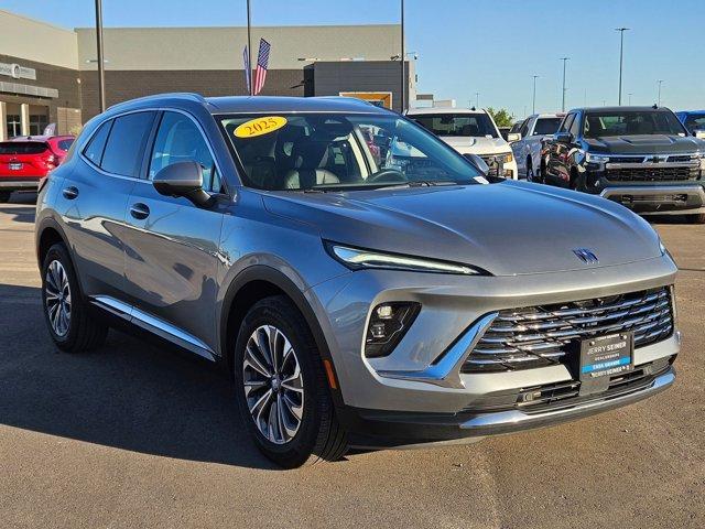 used 2025 Buick Envision car, priced at $31,000