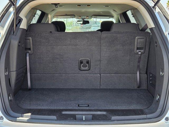 used 2015 Chevrolet Traverse car, priced at $8,250