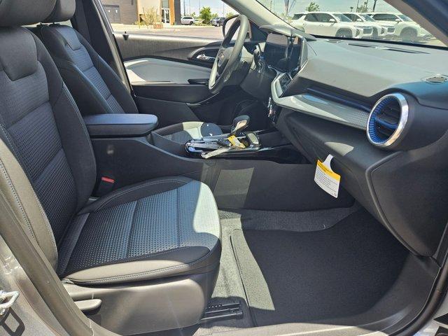 new 2025 Chevrolet Trax car, priced at $24,095