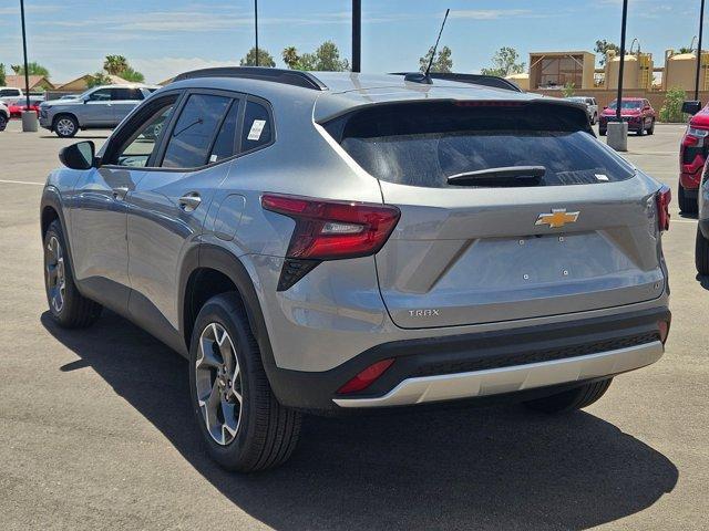 new 2025 Chevrolet Trax car, priced at $24,095