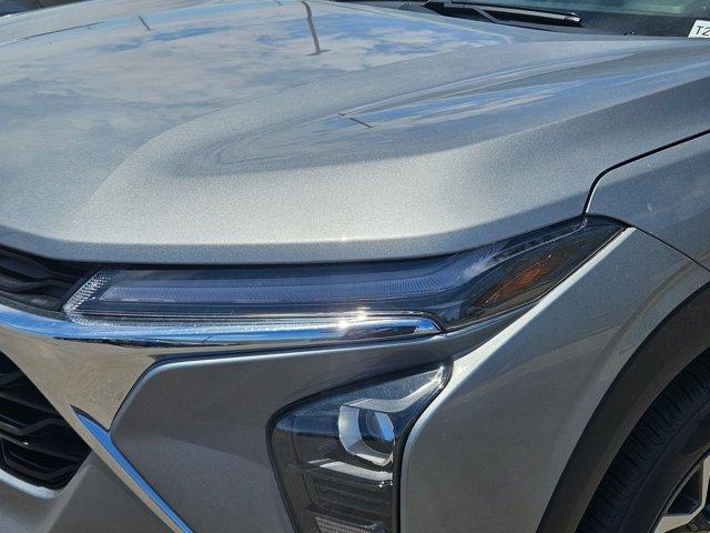 new 2025 Chevrolet Trax car, priced at $24,095