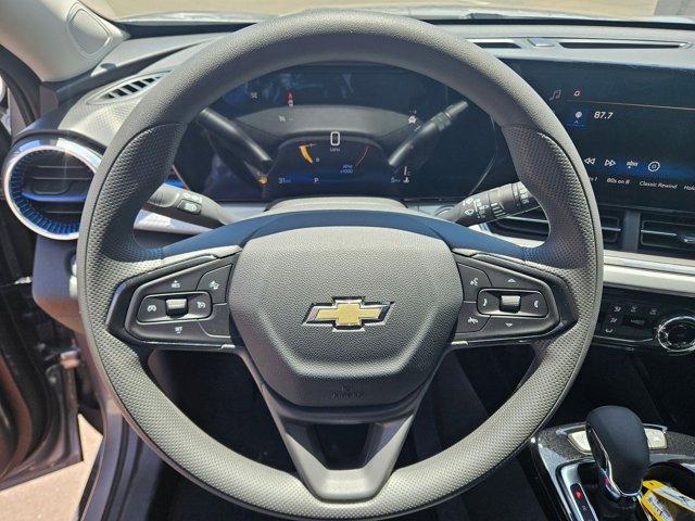 new 2025 Chevrolet Trax car, priced at $24,095