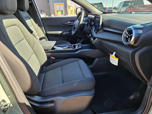 new 2026 Chevrolet Equinox car, priced at $29,095