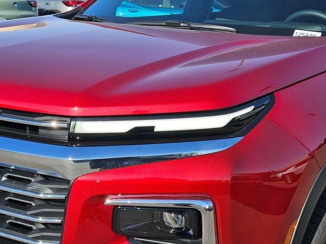 new 2025 Chevrolet Traverse car, priced at $45,190