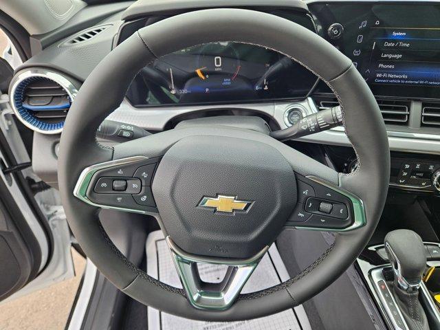 new 2025 Chevrolet Trax car, priced at $24,590
