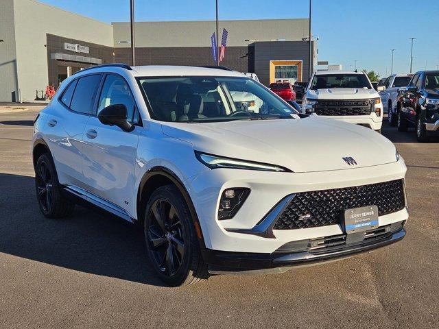 used 2025 Buick Envision car, priced at $33,500