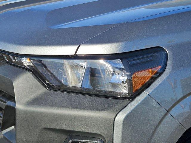 new 2026 Chevrolet Colorado car, priced at $33,011