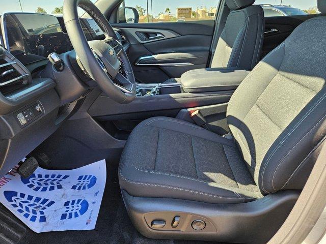 new 2025 Chevrolet Traverse car, priced at $42,195