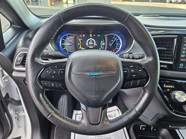 used 2020 Chrysler Pacifica Hybrid car, priced at $22,500