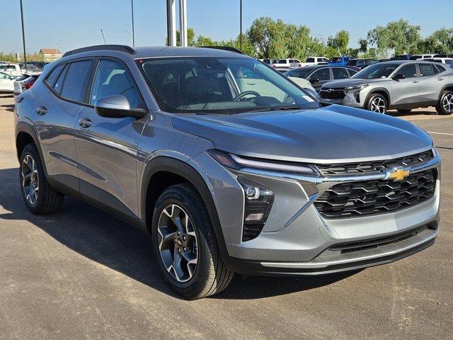 new 2025 Chevrolet Trax car, priced at $22,920