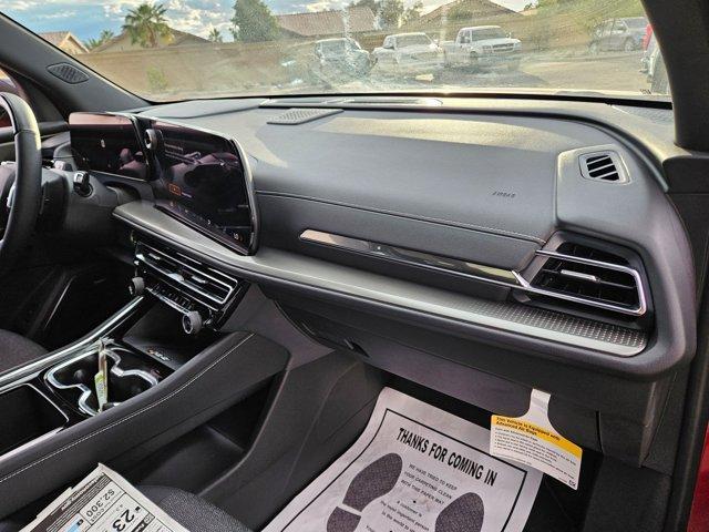 new 2025 Chevrolet Traverse car, priced at $40,714