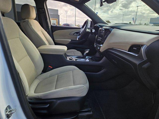 used 2022 Chevrolet Traverse car, priced at $28,200