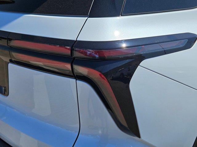 new 2026 Chevrolet Traverse car, priced at $44,143