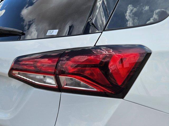 used 2023 Chevrolet Equinox car, priced at $22,646