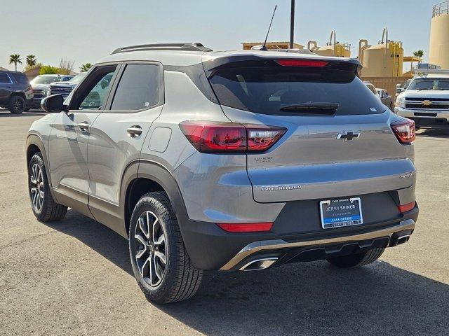 new 2025 Chevrolet TrailBlazer car, priced at $27,180