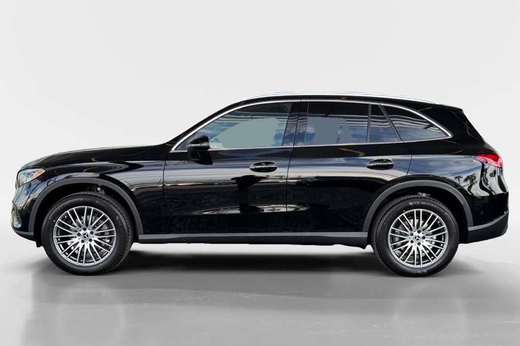 new 2025 Mercedes-Benz GLC 300 car, priced at $51,955