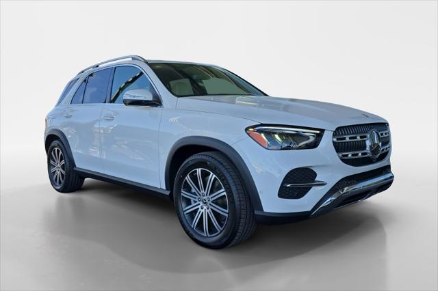 new 2025 Mercedes-Benz GLE 450 car, priced at $73,745