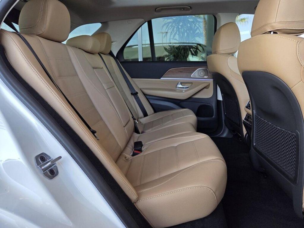 new 2026 Mercedes-Benz GLE 450 car, priced at $83,295