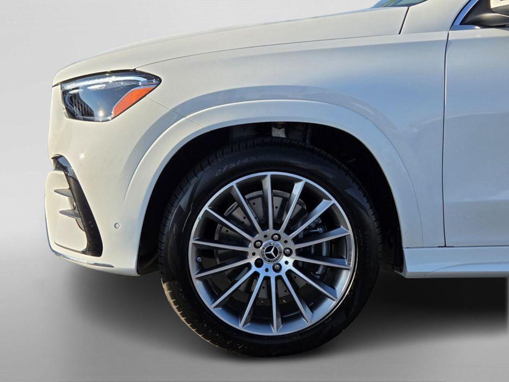 new 2026 Mercedes-Benz GLE 450 car, priced at $83,295
