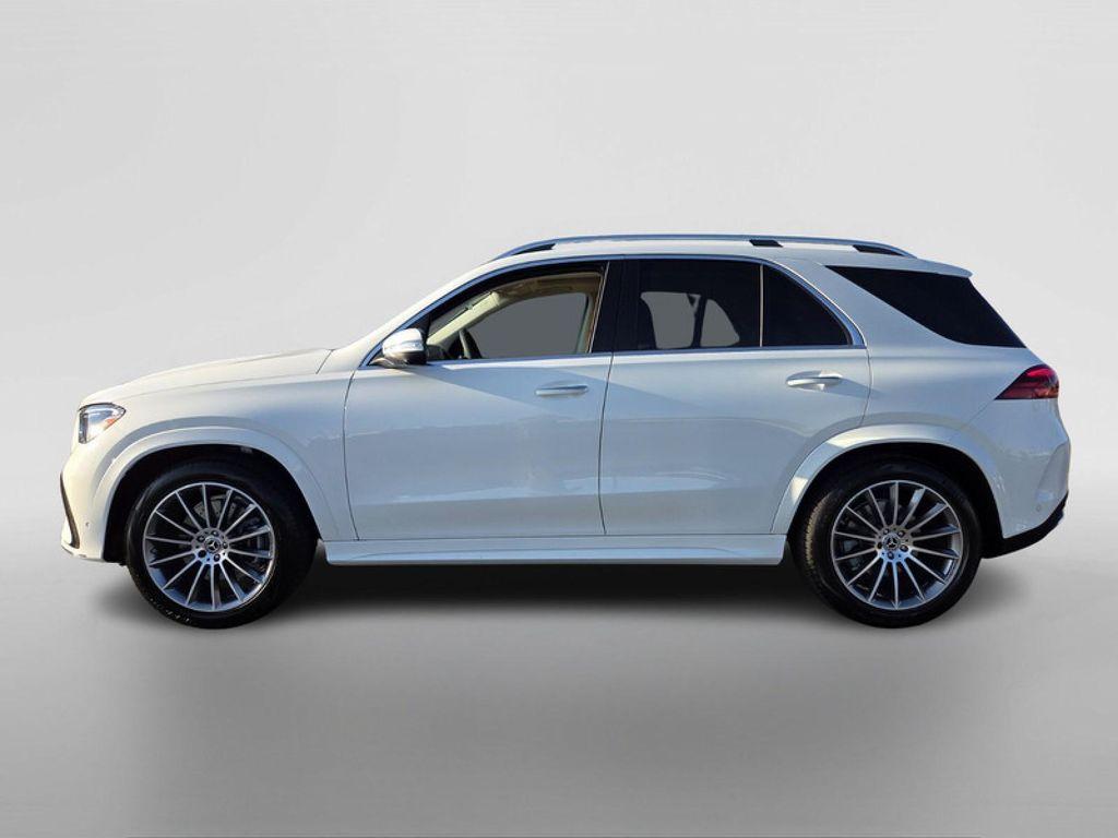 new 2026 Mercedes-Benz GLE 450 car, priced at $83,295