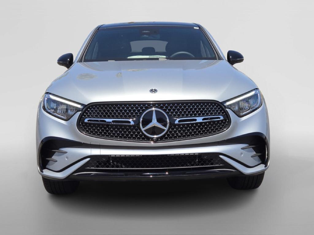 new 2025 Mercedes-Benz GLC 300 car, priced at $64,945