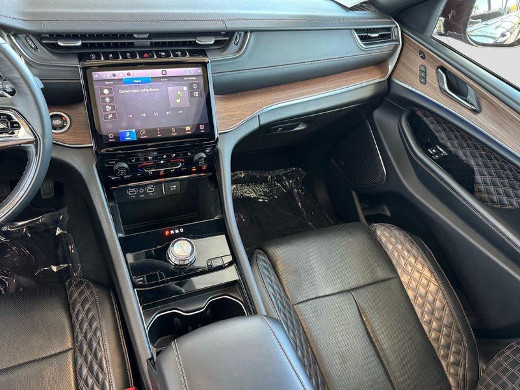 used 2022 Jeep Grand Cherokee car, priced at $39,494