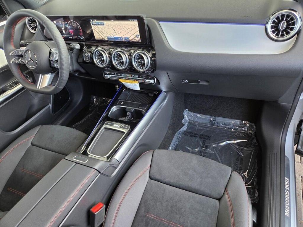 new 2026 Mercedes-Benz GLA 250 car, priced at $55,285