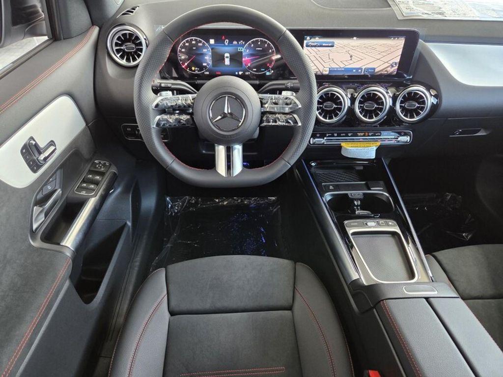 new 2026 Mercedes-Benz GLA 250 car, priced at $55,285