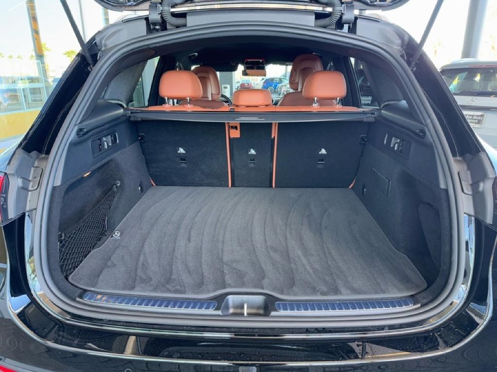 used 2025 Mercedes-Benz GLC 300 car, priced at $47,994