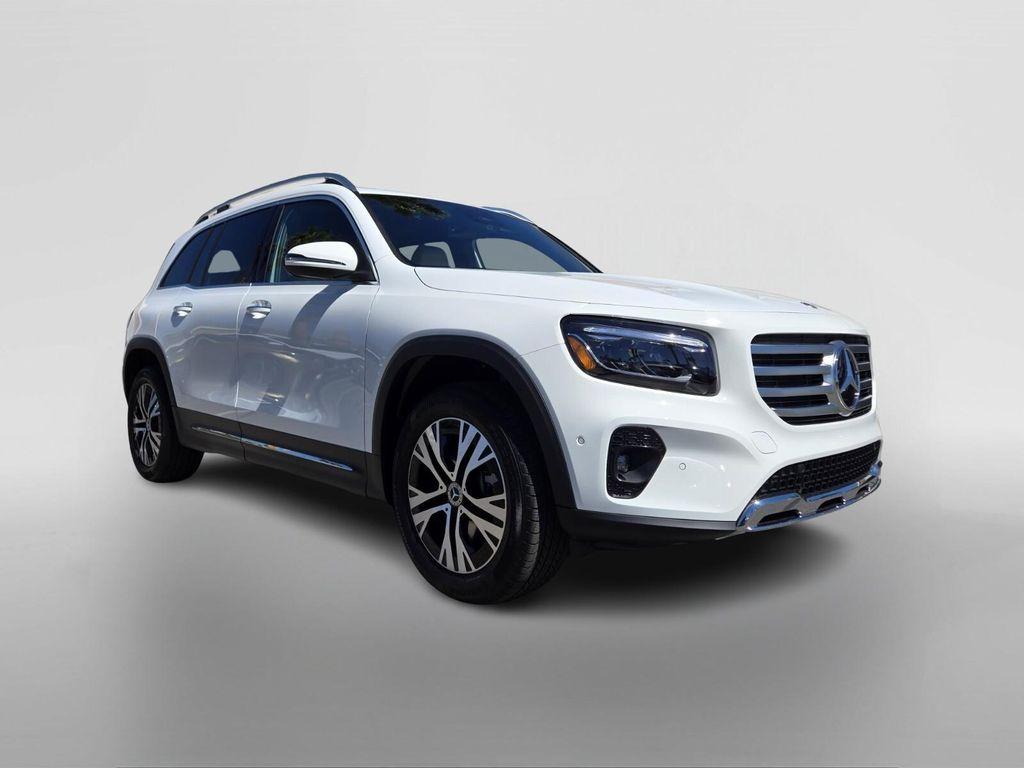 new 2025 Mercedes-Benz GLB 250 car, priced at $48,645
