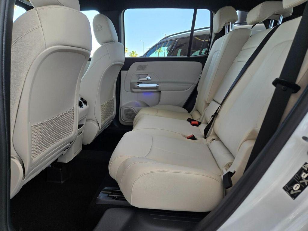 new 2025 Mercedes-Benz GLB 250 car, priced at $48,645