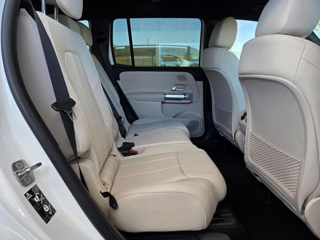 new 2025 Mercedes-Benz GLB 250 car, priced at $48,645