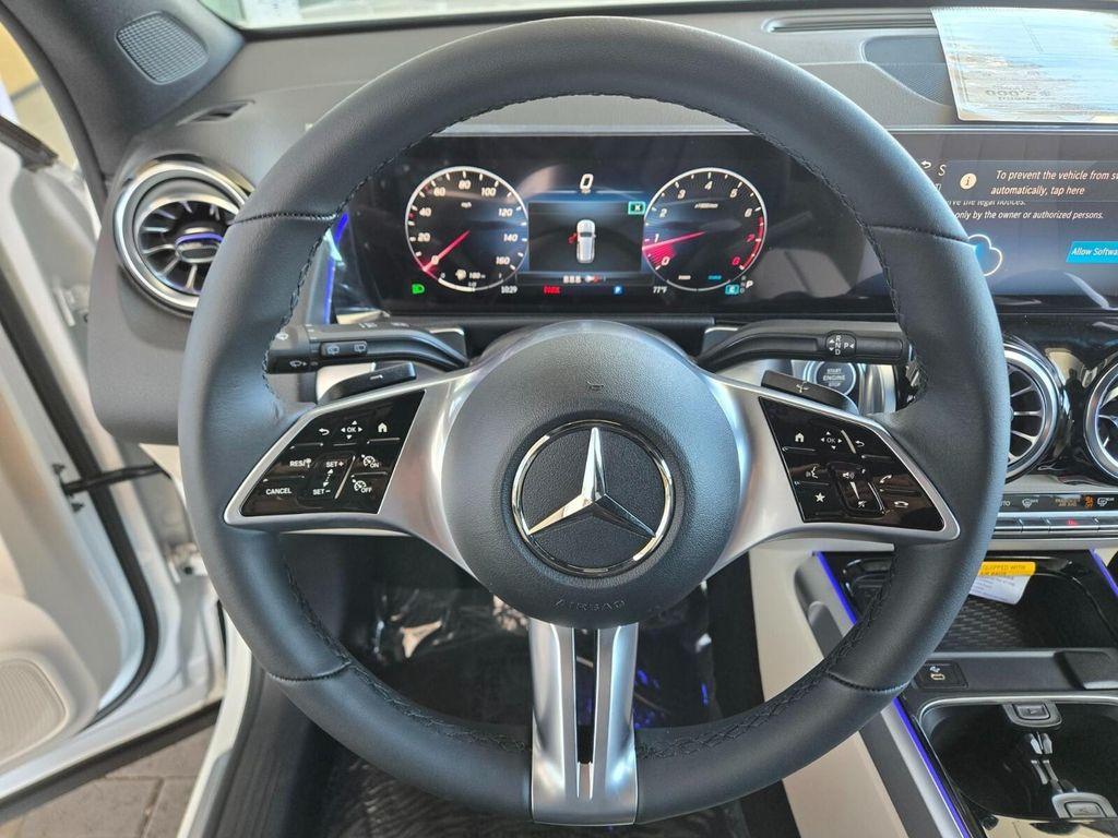 new 2025 Mercedes-Benz GLB 250 car, priced at $48,645