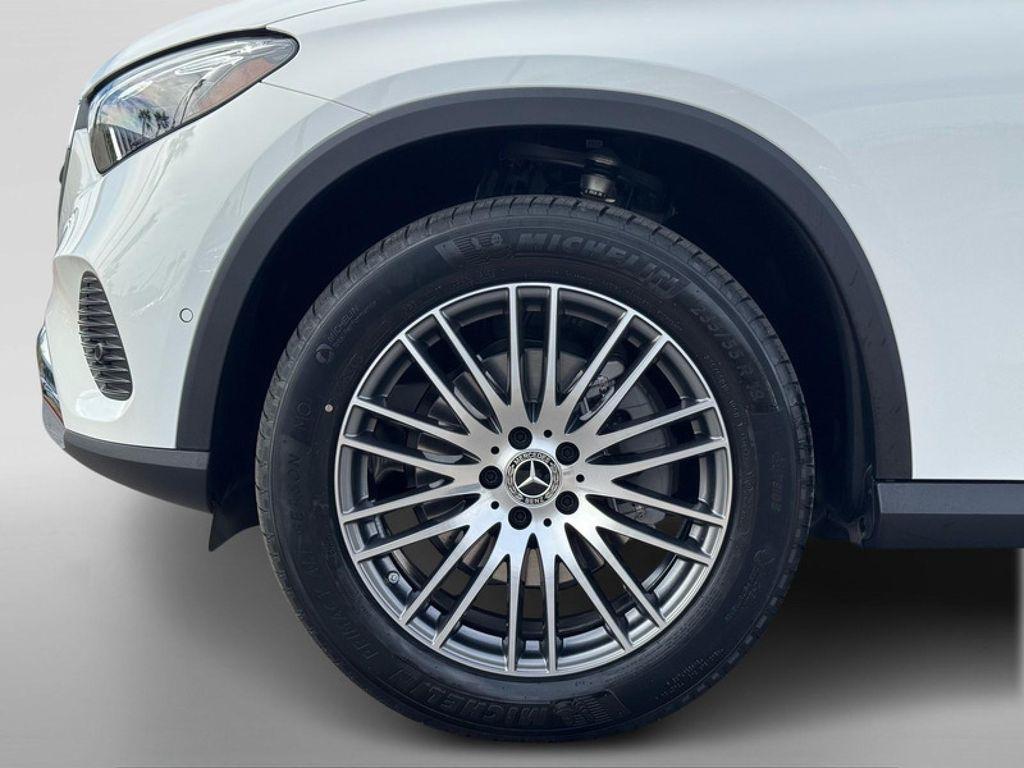 new 2026 Mercedes-Benz GLC 300 car, priced at $58,335
