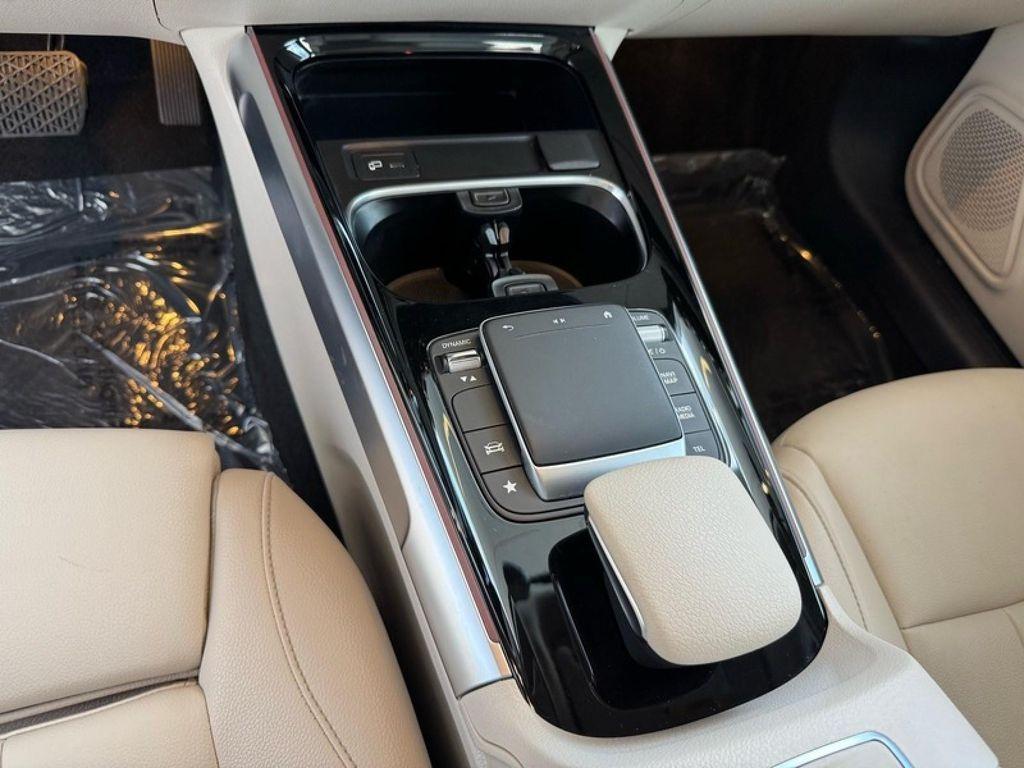 used 2022 Mercedes-Benz GLB 250 car, priced at $31,994
