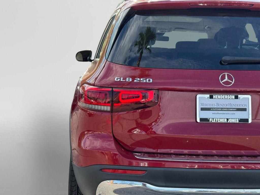 used 2022 Mercedes-Benz GLB 250 car, priced at $31,994