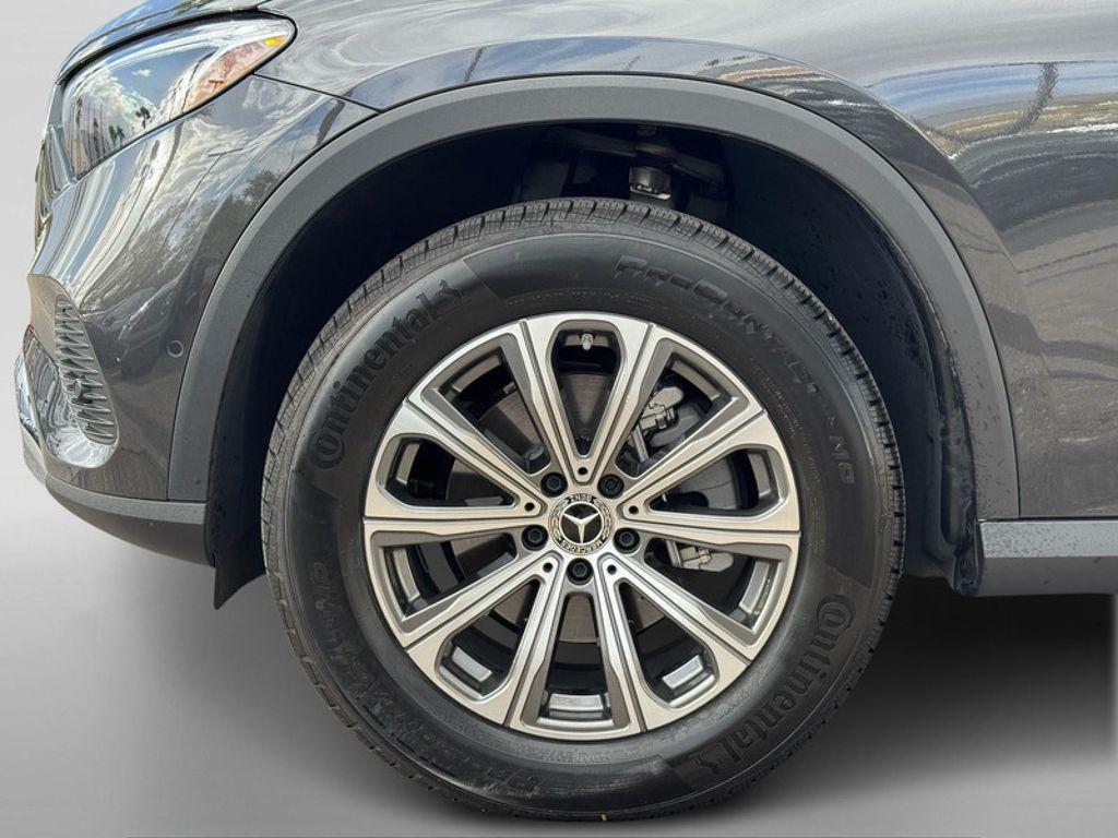 used 2025 Mercedes-Benz GLC 300 car, priced at $47,994