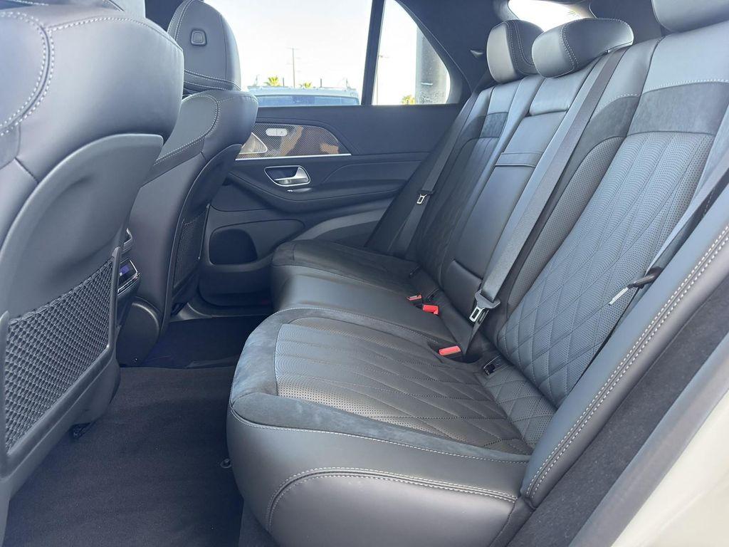 new 2025 Mercedes-Benz AMG GLE 63 car, priced at $139,395