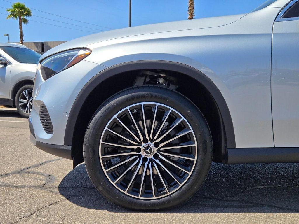 new 2025 Mercedes-Benz GLC 300 car, priced at $54,215