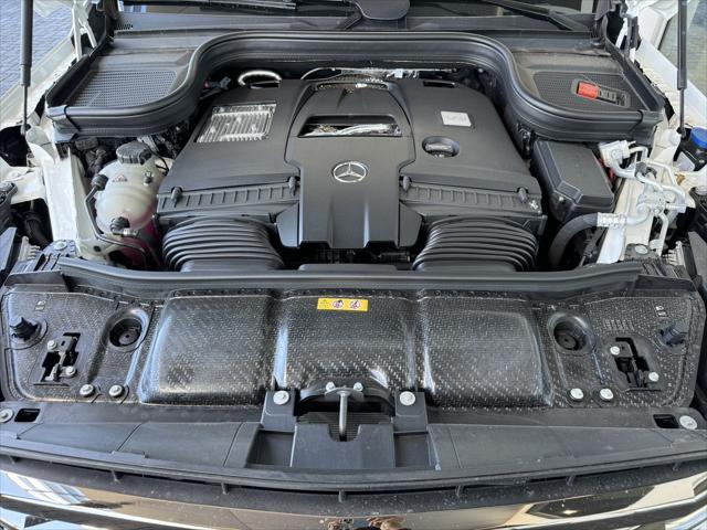 new 2024 Mercedes-Benz GLS 580 car, priced at $116,420