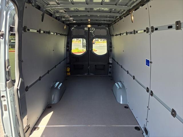 new 2025 Mercedes-Benz Sprinter 2500 car, priced at $89,565