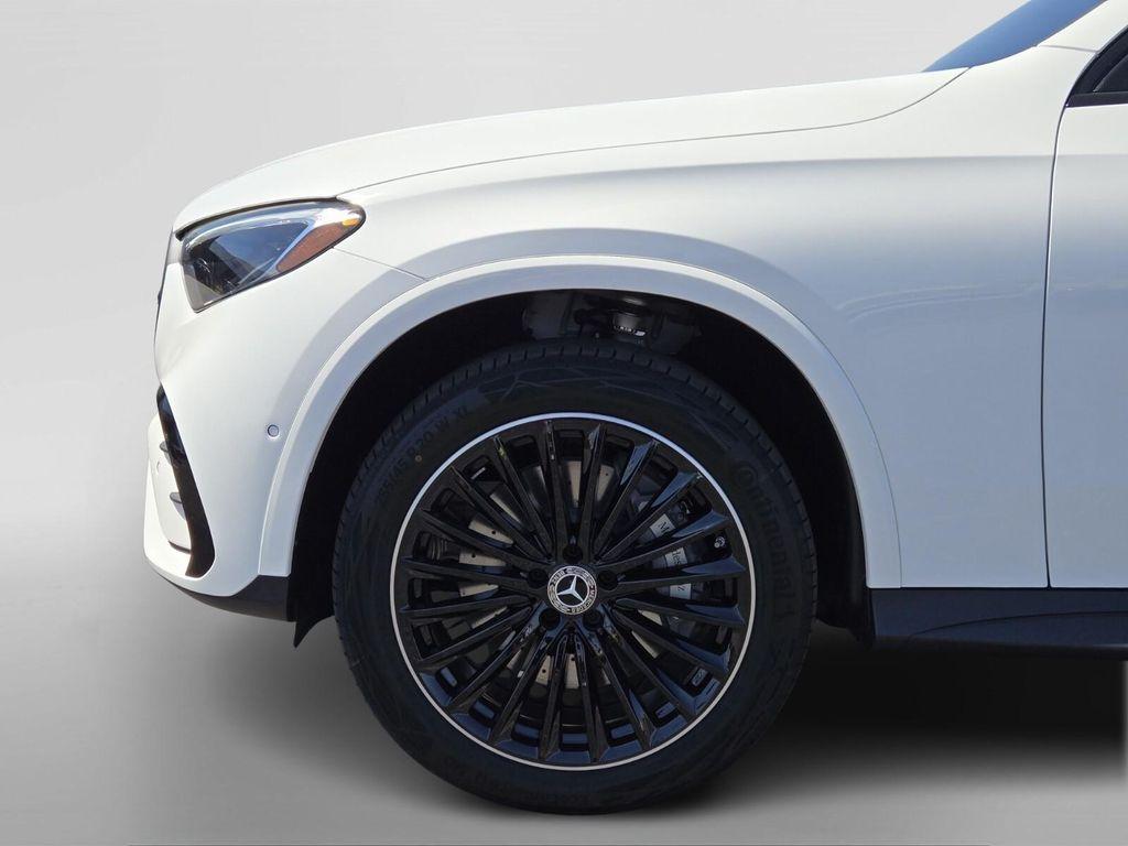 new 2025 Mercedes-Benz GLC 300 car, priced at $56,565