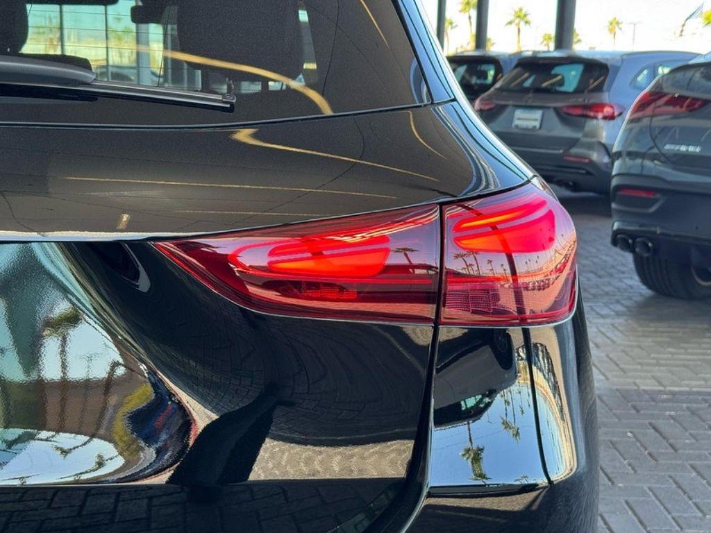 used 2025 Mercedes-Benz GLA 250 car, priced at $39,994