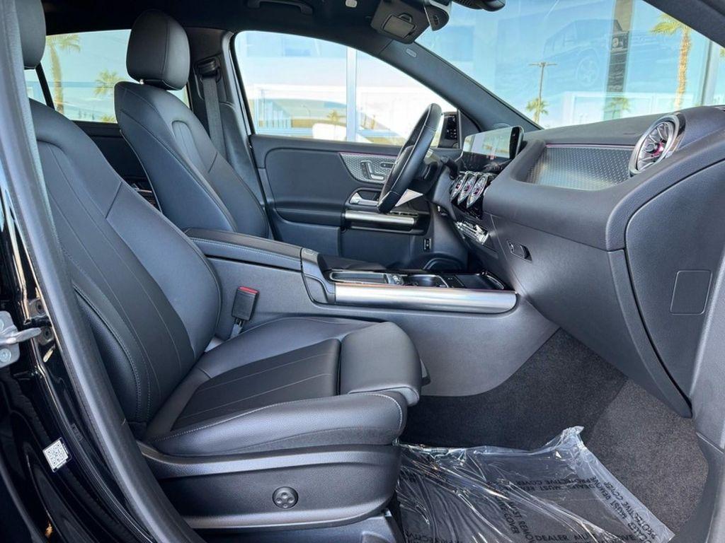 used 2025 Mercedes-Benz GLA 250 car, priced at $39,994