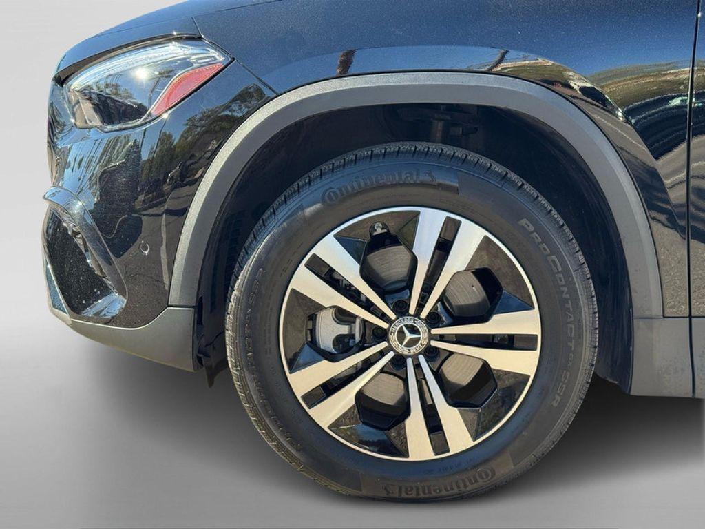 used 2025 Mercedes-Benz GLA 250 car, priced at $39,994