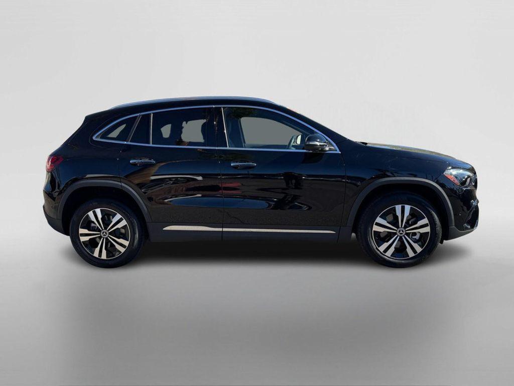used 2025 Mercedes-Benz GLA 250 car, priced at $39,994